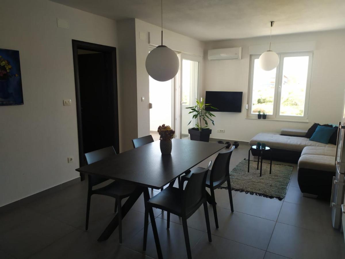 Apartamento Tiamar Slatine Exterior foto