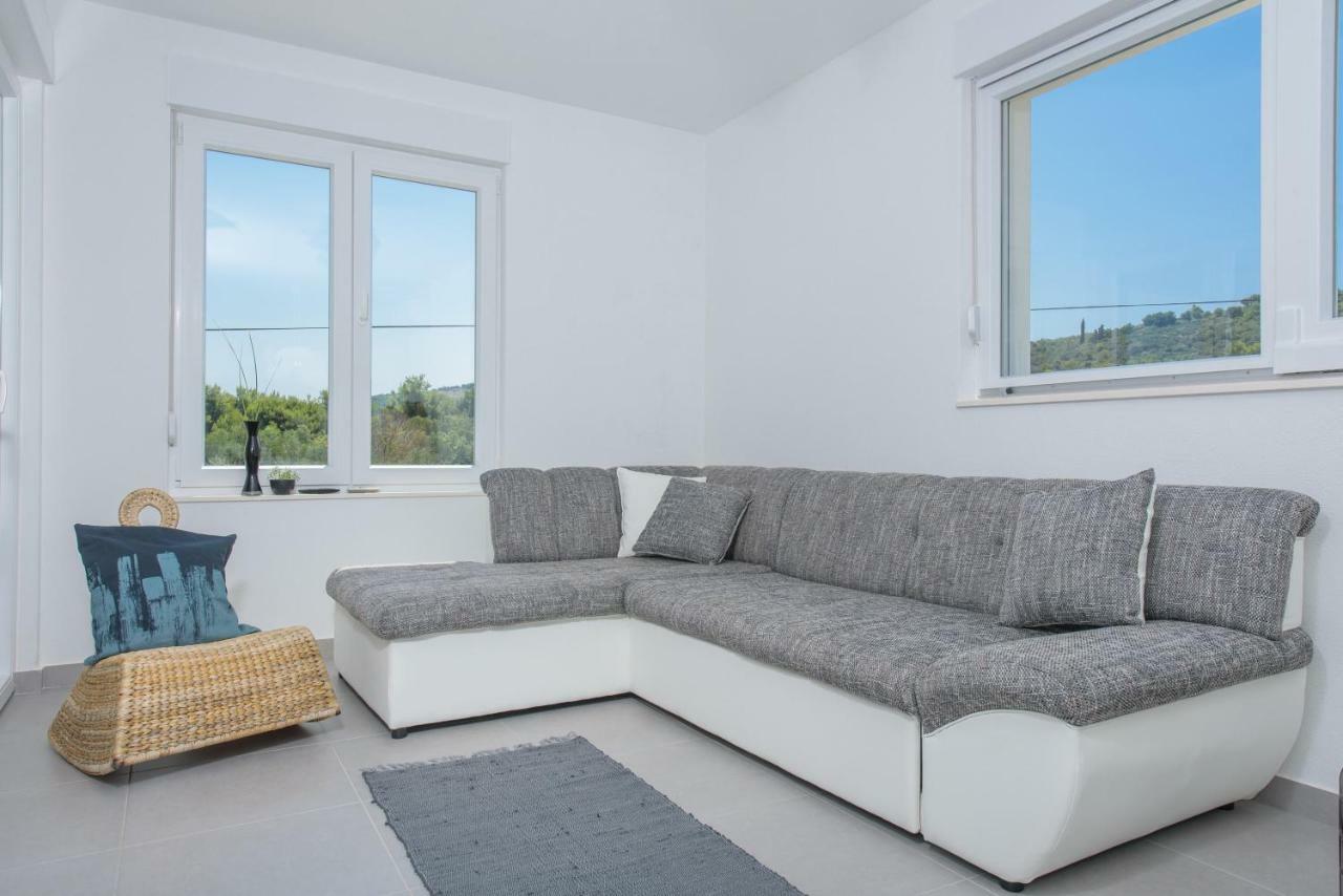 Apartamento Tiamar Slatine Exterior foto